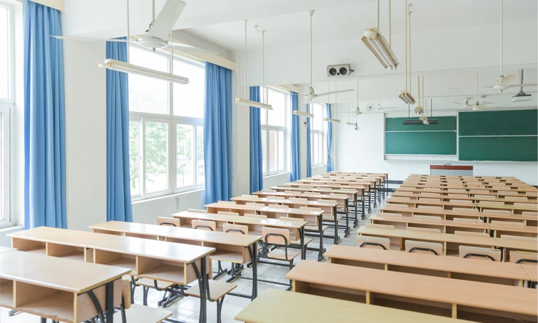 学校考场